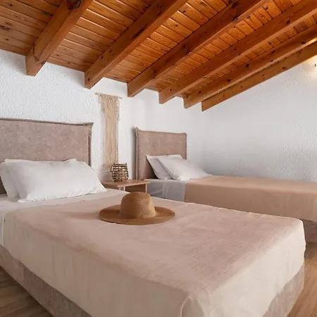 Elefteria Apts & Aparthotel 3*